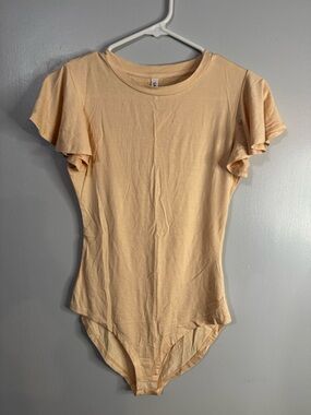 Amazon Buttery Soft Peach Bodysuit Women's Short Sleeve Size Small